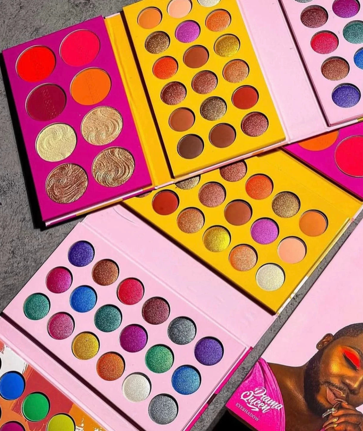 Issa & Dose BEAUTY PALETTE