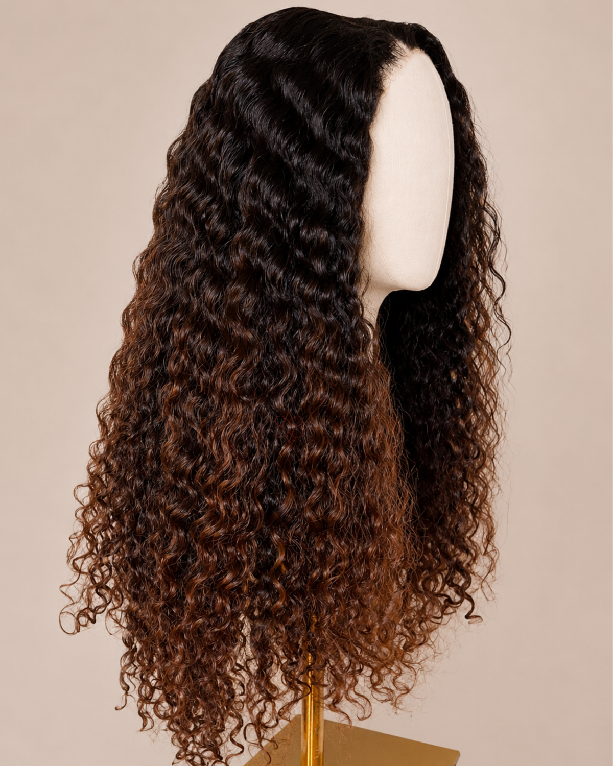 B-CURLY SIGNATURE WIG™