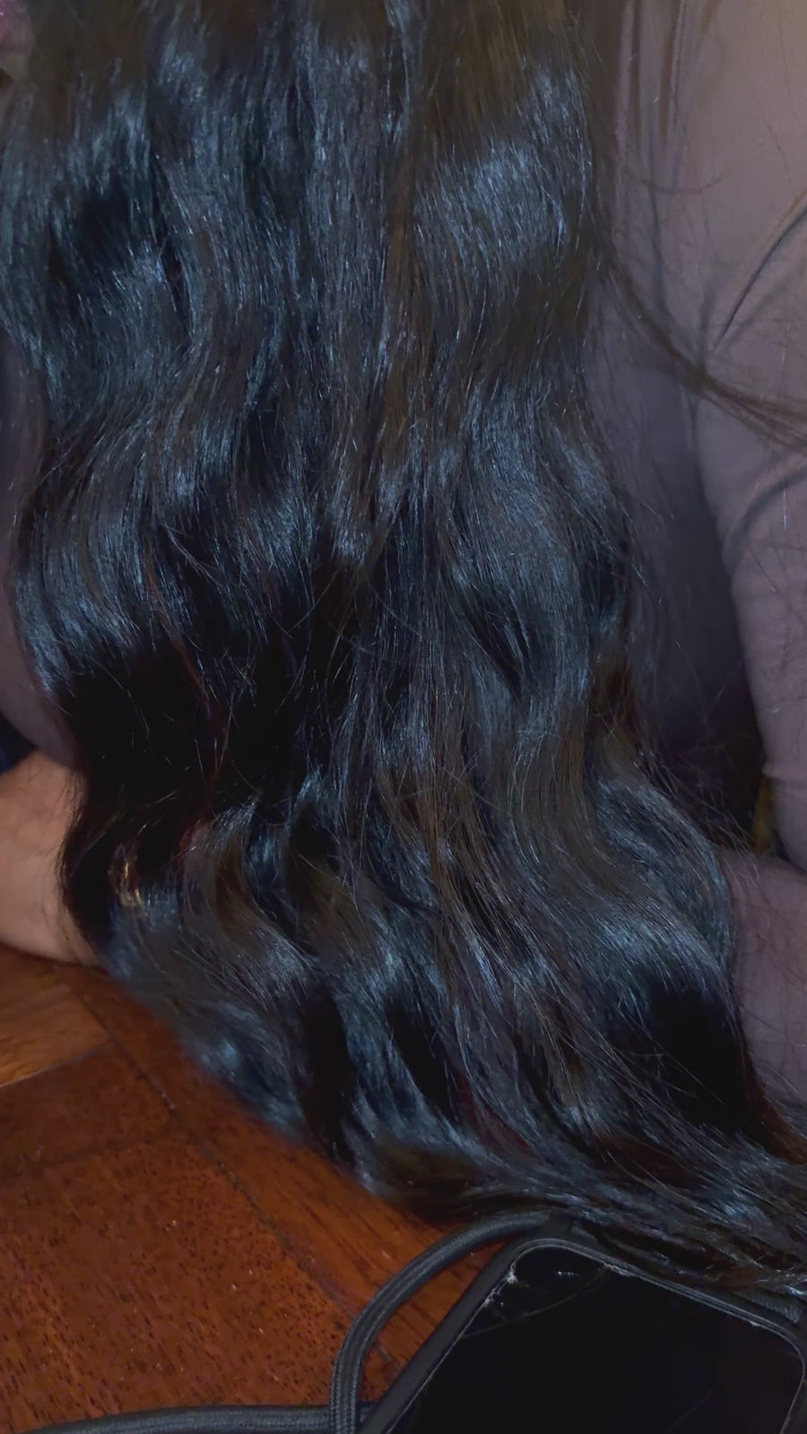 Mèches Rare Wavy, cheveux bruts d'Inde donneuse unique – vidéo 2